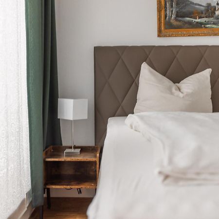 Hotel Freischuetz 란츠후트 외부 사진