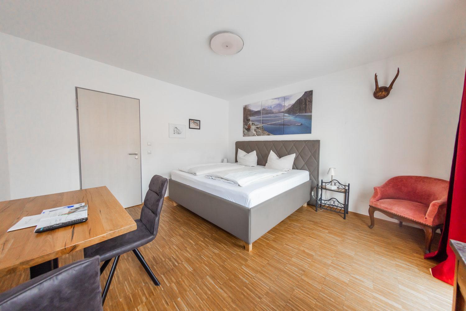 Hotel Freischuetz 란츠후트 외부 사진