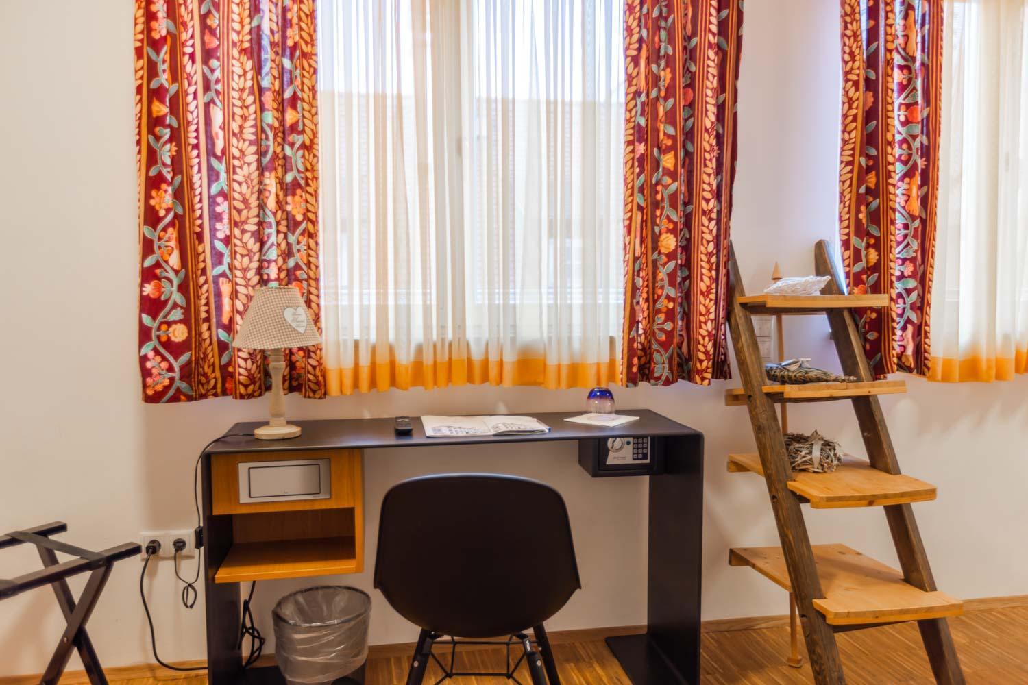 Hotel Freischuetz 란츠후트 외부 사진
