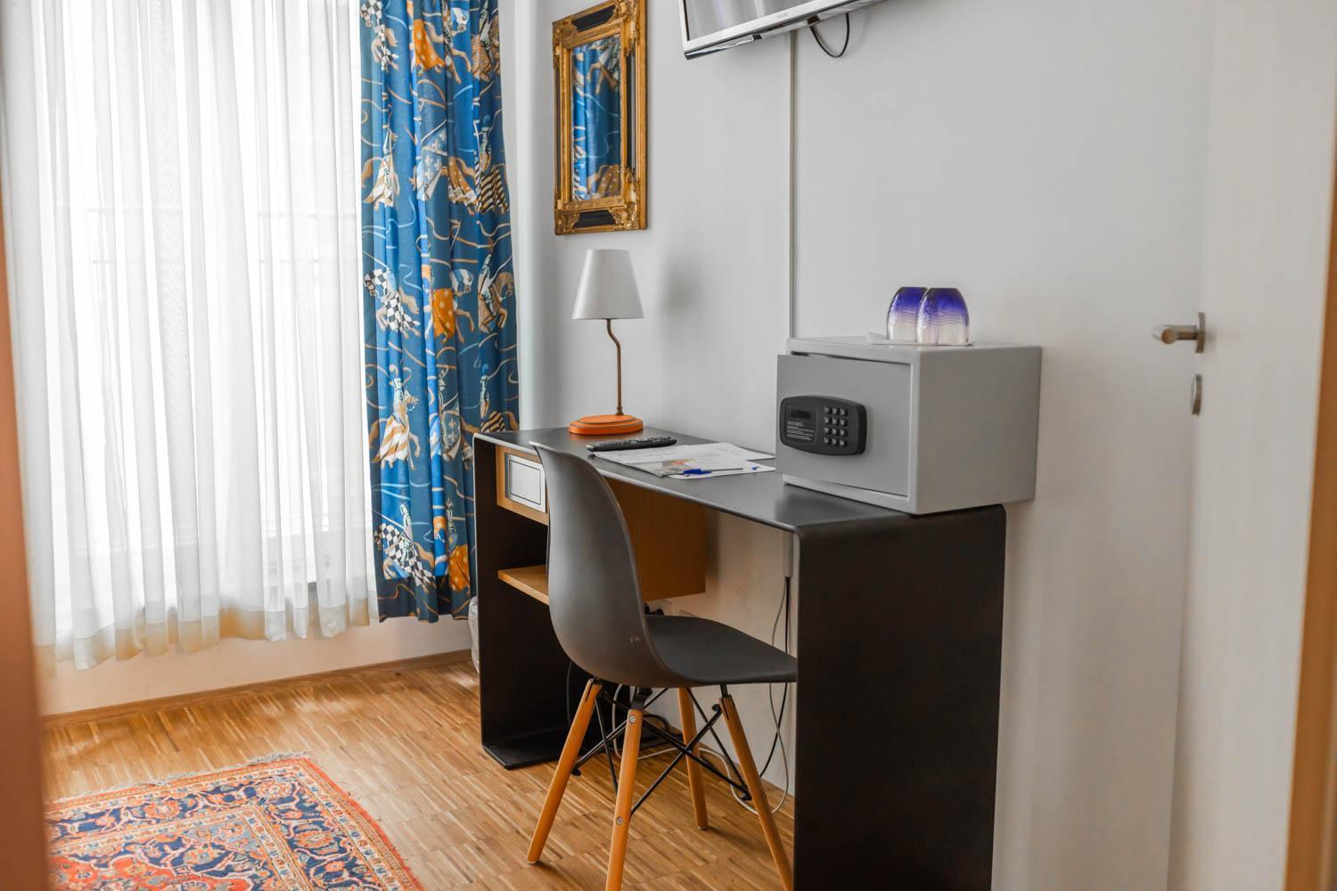 Hotel Freischuetz 란츠후트 외부 사진